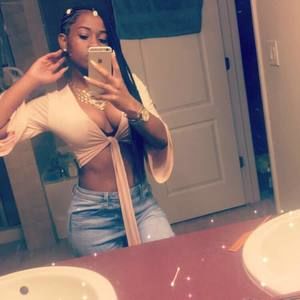 Meet your Posher, Keri